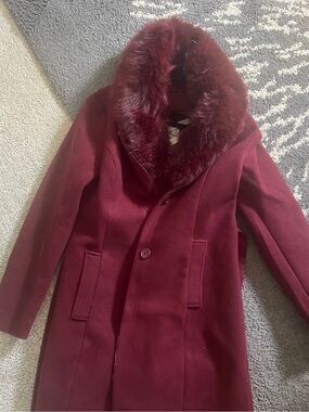 Guess Burgundy Wool Trench Coat with Faux Fur Collar